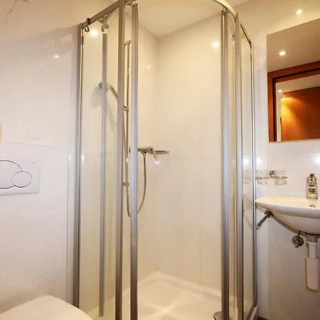 Aramis Apartament *